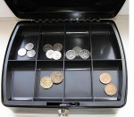 Prun pokladna, s pihrdkami na mince, velikost 255 x 200  x 90 mm